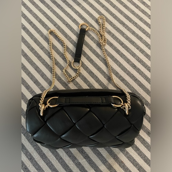 Quilted handbag 🖤 - Picture 3 of 7